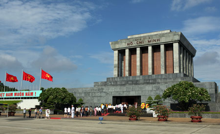 Viếng lăng Bác (Luyện tập)